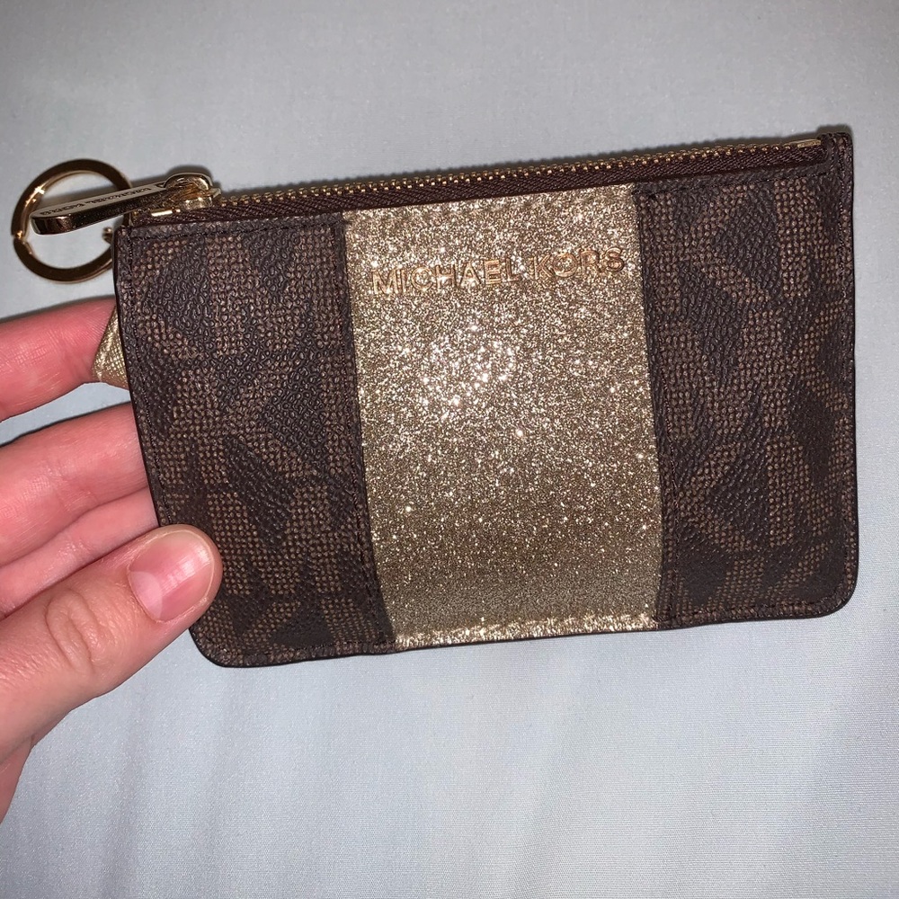Micheal Kors change purse